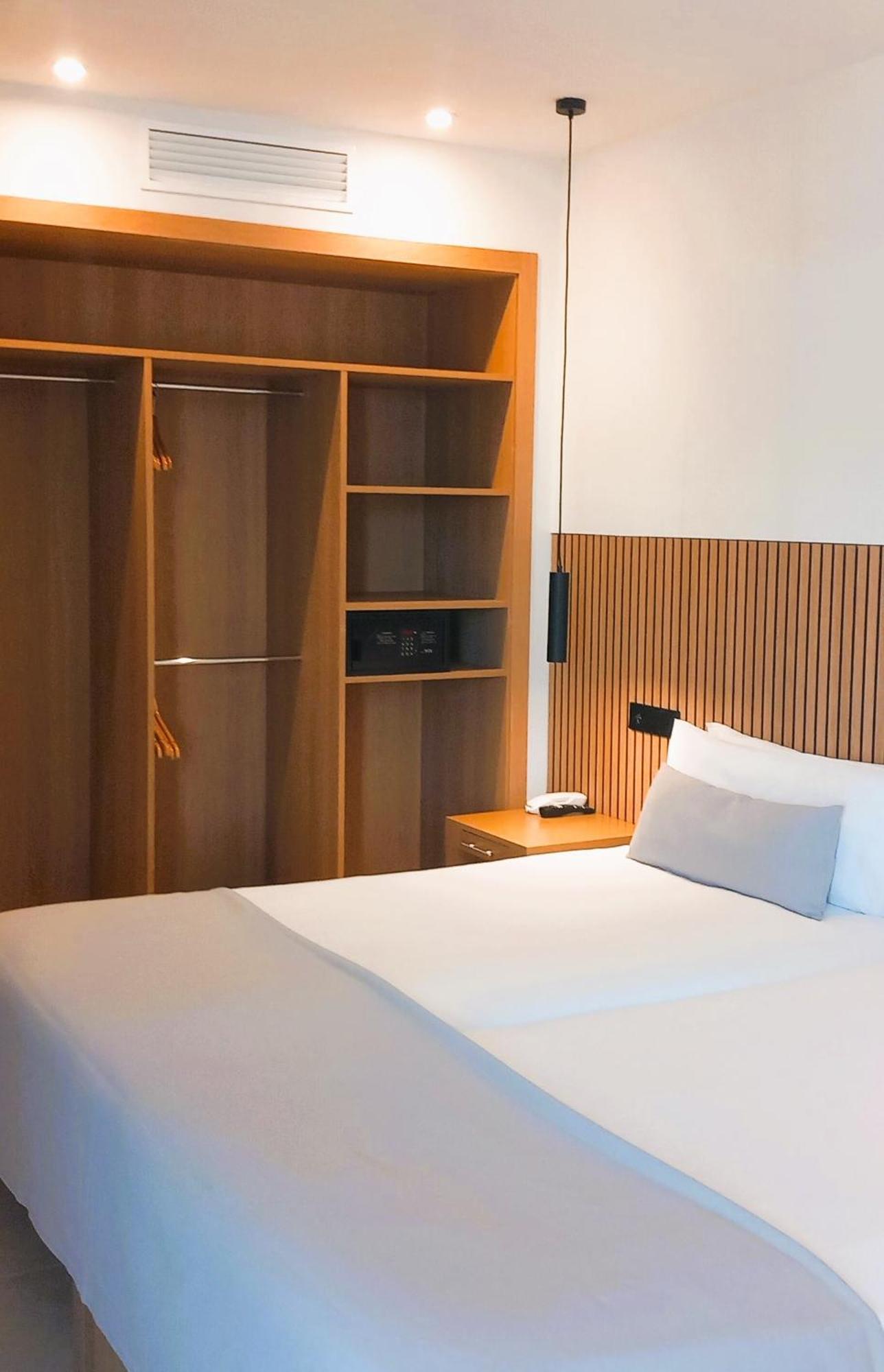 Hotel Bahia Pollensa Port de Pollença Dış mekan fotoğraf